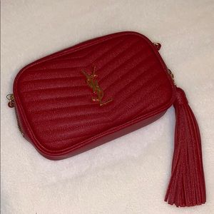 Saint Laurent (Authentic)